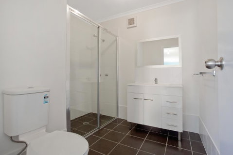 Grantys House - Lightning Ridge Tourism 3