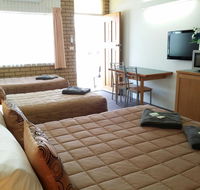 Guyra Motor Inn - Lightning Ridge Tourism