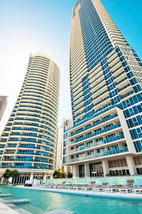H Residences - Private Apartments - Apartment Stay - Lightning Ridge Tourism 3