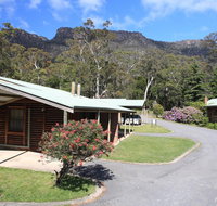 Halls Gap Log Cabins - Lightning Ridge Tourism