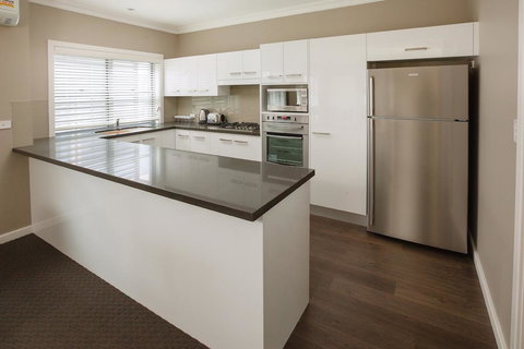 Hamilton On Everton - Lightning Ridge Tourism 2