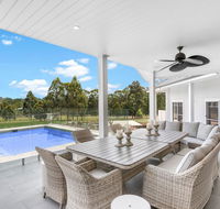 Hamptons on Figtree - Lightning Ridge Tourism