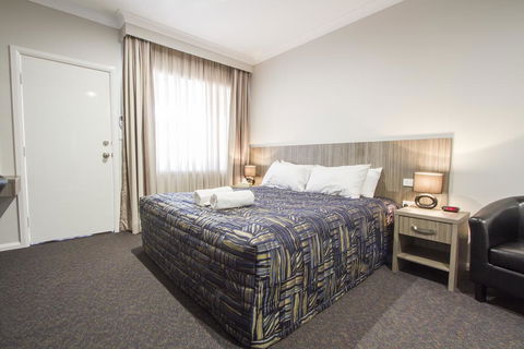 Harvest Lodge Motel - Gunnedah - Lightning Ridge Tourism 0