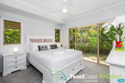 Hastings Cove Apartments - Tweed Coast Holidays - Lightning Ridge Tourism 0