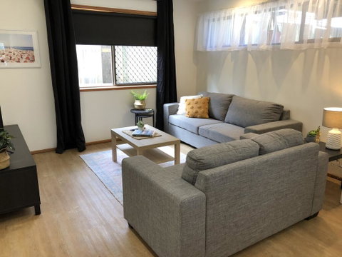 Haven Place Mooloolaba - Lightning Ridge Tourism 1