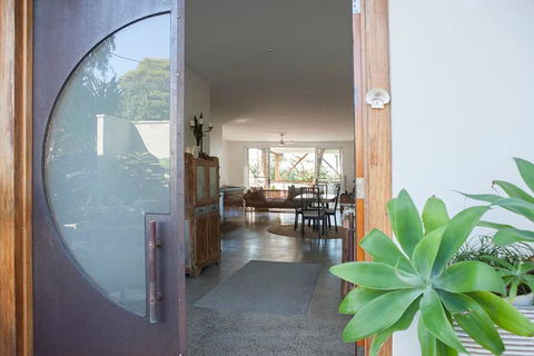 HAVEN TROPICANA - Lightning Ridge Tourism 2