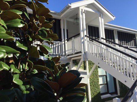 Heal House - Lightning Ridge Tourism 3
