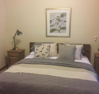 Helen's Luxury Hut - Lightning Ridge Tourism