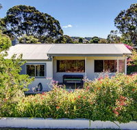Henny's of Merimbula - Lightning Ridge Tourism