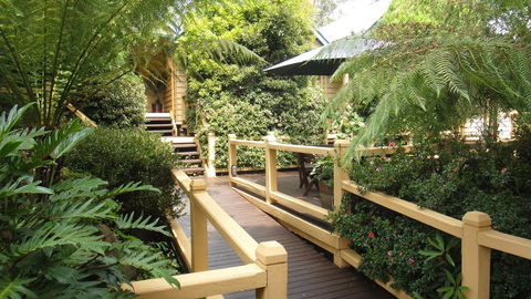 Heritage Trail Lodge - Lightning Ridge Tourism 0