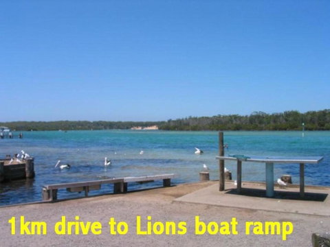 Hill Top Water And Bush Views - Lightning Ridge Tourism 1