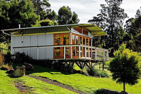 Hobart Hideaway Pods - Lightning Ridge Tourism 0