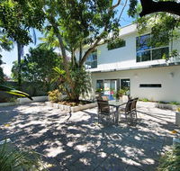 HOLIDAY HOME - 6 BEDROOMS CLOSE TO TOWN - Lightning Ridge Tourism