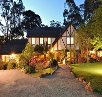 Holly Lodge - Lightning Ridge Tourism