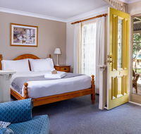 Honeysuckle Cottages - Lightning Ridge Tourism