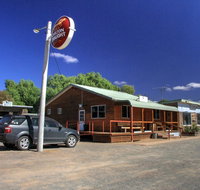 Ivanhoe Hotel Motel - Lightning Ridge Tourism