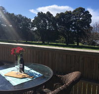 Jacaranda Retreat. Refreshing Recharge Relax  - Lightning Ridge Tourism