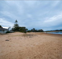Jetty Road on the Beach - Lightning Ridge Tourism
