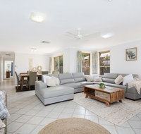 Kailani Beach House - Lightning Ridge Tourism