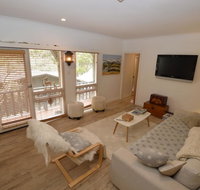 Karas 10 - Lightning Ridge Tourism