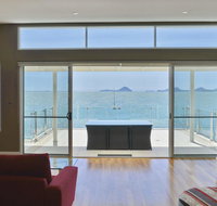 Karma Waters 9 - Soldiers Point - Lightning Ridge Tourism