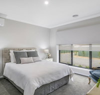 Kennedy House Euroa - Lightning Ridge Tourism