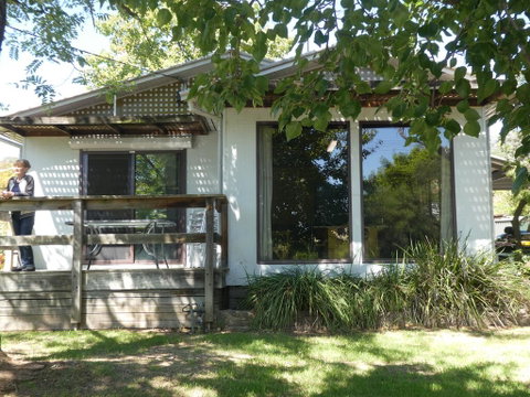 Kiewa View - Lightning Ridge Tourism 0