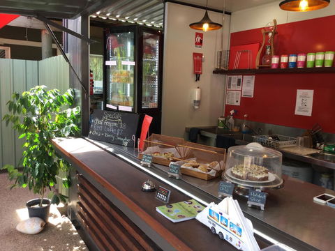 Kimberleyland Waterfront Holiday Park - Lightning Ridge Tourism 2
