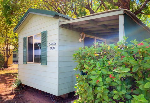 Knotts Crossing Resort - Lightning Ridge Tourism 2