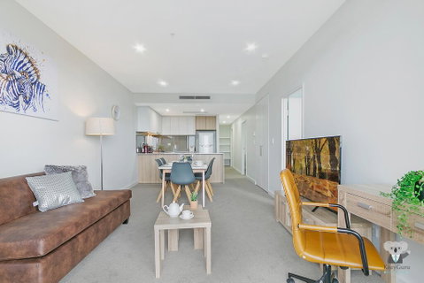 KOZYGURU PARRAMATTA CBD LUXURY 2 BED APT + FREE PARKING NPA011 - Lightning Ridge Tourism 0