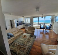 Kupari Surfers Paradise - Lightning Ridge Tourism