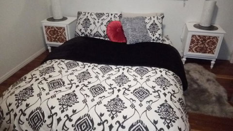 Kyogle Comfy Homestay - Lightning Ridge Tourism 0