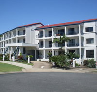 L'Amor Holiday Apartments - Lightning Ridge Tourism