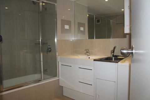 La Mer Holiday Apartments - Lightning Ridge Tourism 3