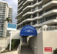 La Pacifique Apartments - Lightning Ridge Tourism
