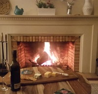 Lake House Benalla - Lightning Ridge Tourism