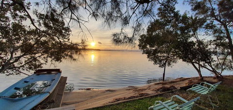 LAKEFRONT And SUNSET HAVEN - Lightning Ridge Tourism 1