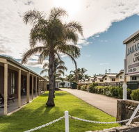 Lakes Jakaranda Holiday Units - Lightning Ridge Tourism