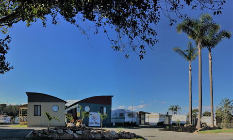 Lakes Main Holiday Park - Lightning Ridge Tourism 1