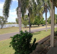 Lakeside Lodge Motel - Lightning Ridge Tourism