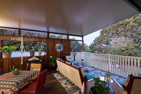 Land Of Lost Treasure - Lightning Ridge Tourism 2