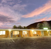 Laurieton Hotel - Lightning Ridge Tourism