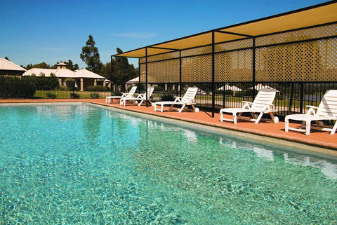 Leisure Inn Pokolbin Hill - Lightning Ridge Tourism 0