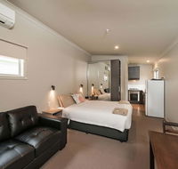 Leisure Ville Holiday Centre - Lightning Ridge Tourism