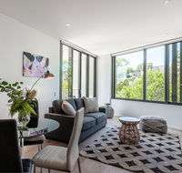 LUXURY APARTMENT / / MOMENTS TO LANE COVE VILLAGE - Lightning Ridge Tourism