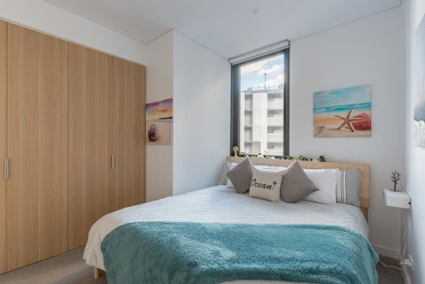 LUXURY KING APARTMENT PARRAMATTA CBD 1 MIN FROM STATION & WESTFIELD Sleeps 4 - Lightning Ridge Tourism 2