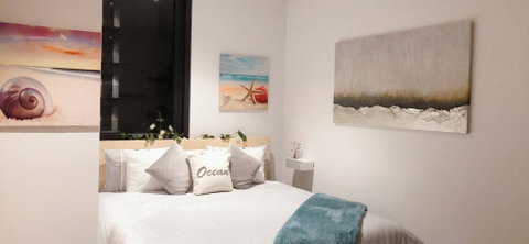 LUXURY KING APARTMENT PARRAMATTA CBD 1 MIN FROM STATION & WESTFIELD Sleeps 4 - Lightning Ridge Tourism 1