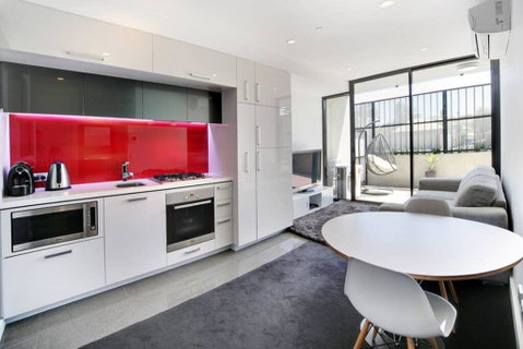 Luxury Large Modern Apartment Close To City, Parks, Shops And Public Transport - Lightning Ridge Tourism 1