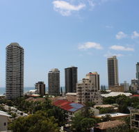 Main Beach Apartment at The Meriton - Lightning Ridge Tourism