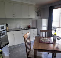 Maric Park Cottages - Lightning Ridge Tourism